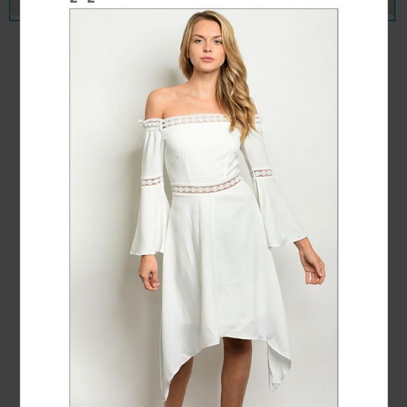 😻😻 S/M/L WHITE ASYMMETRICAL DRESS WITH LACE TRIM - Picture 5 of 7